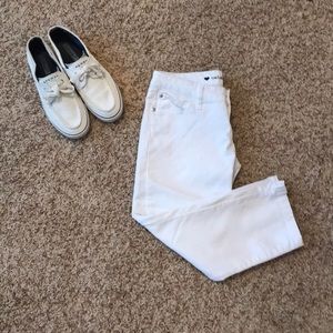 White jean capris
